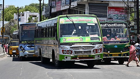 தனியார் பேருந்து உரிமையாளர் போராட்டம் தள்ளிவைப்பு