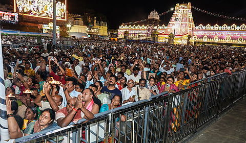 திருமலையில் கூட்டம் அதிகரிப்பு: 2 நாட்கள் விஐபி தரிசனம் ரத்து