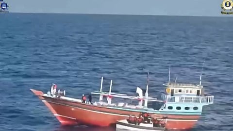 இந்திய கடலோர காவல்படையின் அதிரடி நடவடிக்கை