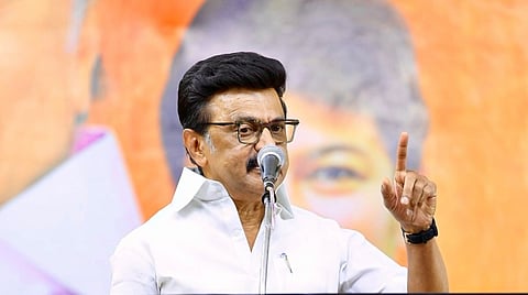 ‘துரோகத்துக்கு மக்கள் சம்மட்டி அடி தர வேண்டும்’ - தாராபுரத்தில் மு.க.ஸ்டாலின் வேண்டுகோள்