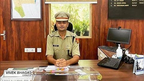 பெண் பத்திரிகையாளர்களிடம் பாலியல் அத்துமீறல் புகார்: டெல்லி காவல் அதிகாரிக்கு பதவி உயர்வு வழங்கியதால் சர்ச்சை
