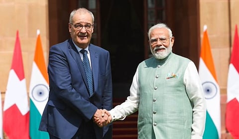 வர்த்தகம், முதலீடு, பாதுகாப்பு உள்ளிட்ட துறைகளில் இந்தியா - சுவிட்சர்லாந்து இடையே 5 ஒப்பந்தம்