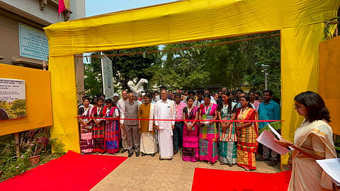 சாந்தி நிகேதன் விசுவ பாரதி பல்கலை.யில் திருக்குறள் கருத்தரங்கு, கண்காட்சி துவக்கம்