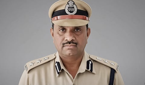 ஆயுள் தண்டனை கைதியை விடுவித்த க‌ர்நாடக டிஐஜி கைது