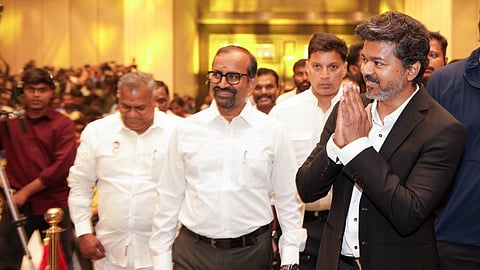 முதல்வர் விஜய் அக்.13-ல் ஆந்திரா பயணம்: நதிநீர் விவகாரம் தொடர்பாக சந்திரபாபுவை சந்தித்து பேச திட்டம்