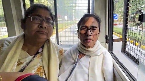 டெல்லியில் சிஜேபி சார்பில் நடைபெற்ற போராட்டத்தில் மம்தா, கேஜ்ரிவால் உட்பட 4 முன்னாள் முதல்வர்கள், 7,000 பேர் கைது
