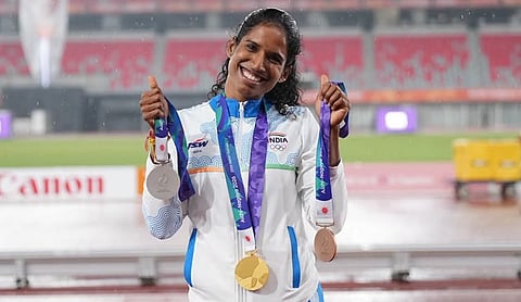ஆசிய விளையாட்டுப் போட்டிகளில் வென்ற ரயில்வே வீரர்களுக்கு பாராட்டு