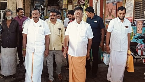 ஶ்ரீவில்லிபுத்தூர் ஆண்டாள் கோயிலில் ஓ.பன்னீர்செல்வம் சுவாமி தரிசனம்