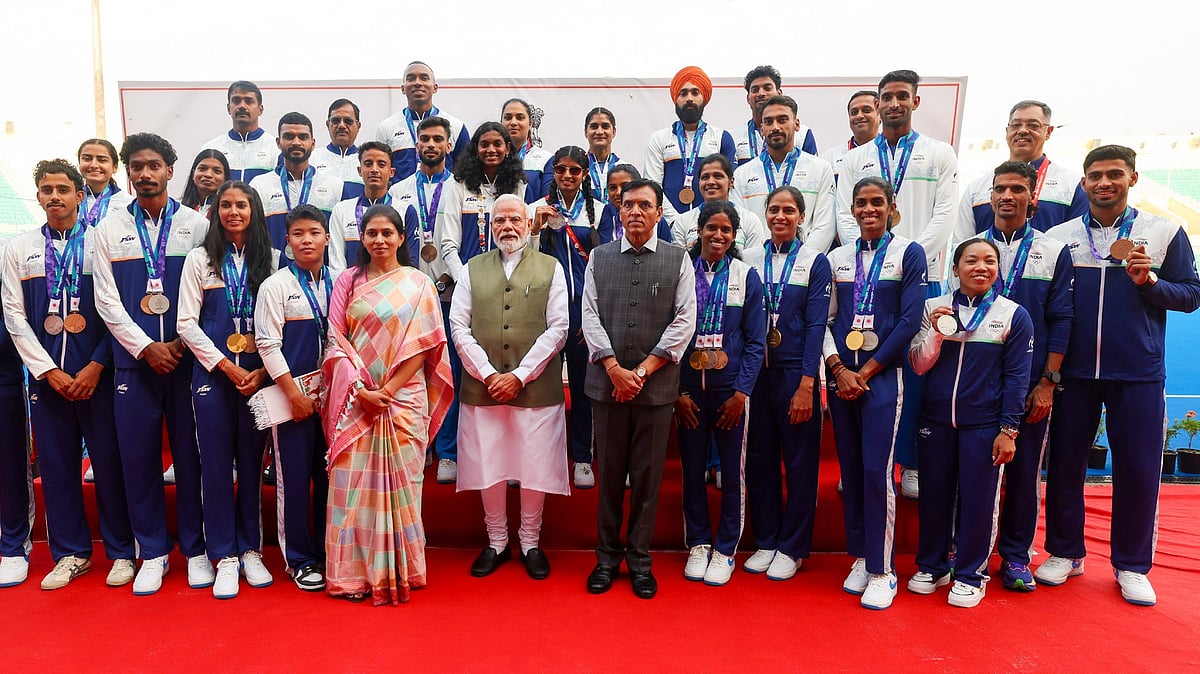 2036-ம் ஆண்டு ஒலிம்பிக் போட்டியை நடத்துவதில் உறுதியாக இருக்கிறோம்: வீரர்கள் மத்தியில் பிரதமர் நரேந்திர மோடி உற்சாகம்