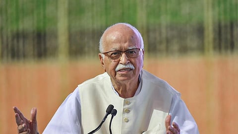 பாஜக மூத்த தலைவர் அத்வானி உடல்நிலை சீராக உள்ளதாக மருத்துவமனை தகவல்