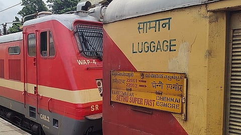 ராமேசுவரம் - சென்னை சேது எக்ஸ்பிரஸ் ரயில் நவீனமயம்: எல்எச்பி பெட்டிகள் இணைப்பு