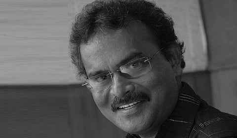 ‘தஞ்சாவூரு மண்ணு எடுத்து’ பாடலைப் பாடிய பாடகர் கிருஷ்ணராஜ் உடலுக்கு திரையுலகினர், பொதுமக்கள் அஞ்சலி