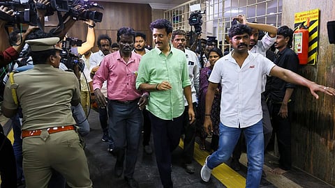 முன்னாள் அமைச்சர் அன்பில் மகேஸுக்கு நவ.6 வரை நீதிமன்றக் காவல்