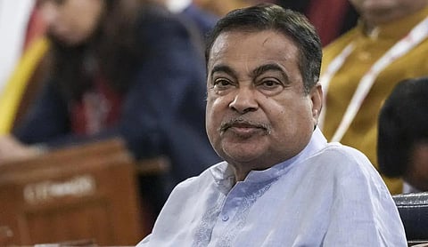 “பணம் கொடுத்து இ20 பெட்ரோலுக்கு எதிராக போராட்டம்” - நிதின் கட்கரி குற்றச்சாட்டு