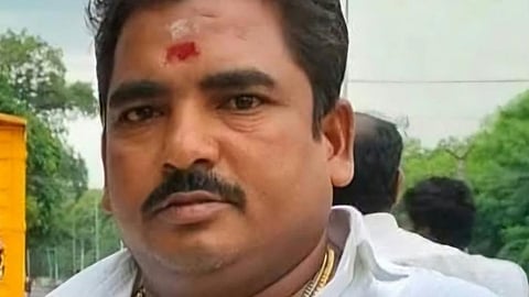 திமுக கவுன்சிலர் டீட்டா சரவணன்