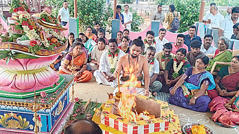 பசும்பொன்னில் தேவர் குருபூஜை விழா தொடங்கியது: குடியரசுத் துணைத் தலைவர் நாளை வருகை