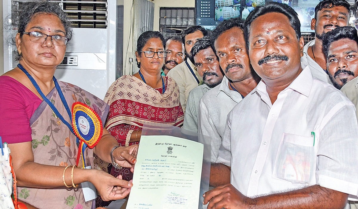 திருவெறும்பூர் தொகுதியில் அமைச்சர் அன்பில் மகேஸை வீழ்த்தி பகை தீர்த்த