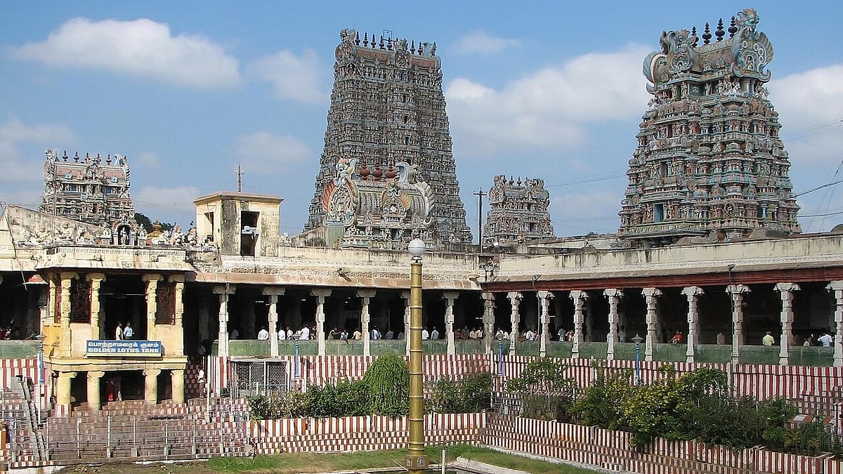 மீனாட்சி அம்மன் கோயில் அழைப்பிதழ் வழக்கில் அறங்காவலர் குழு உறுப்பினர்கள் சேர்ப்பு