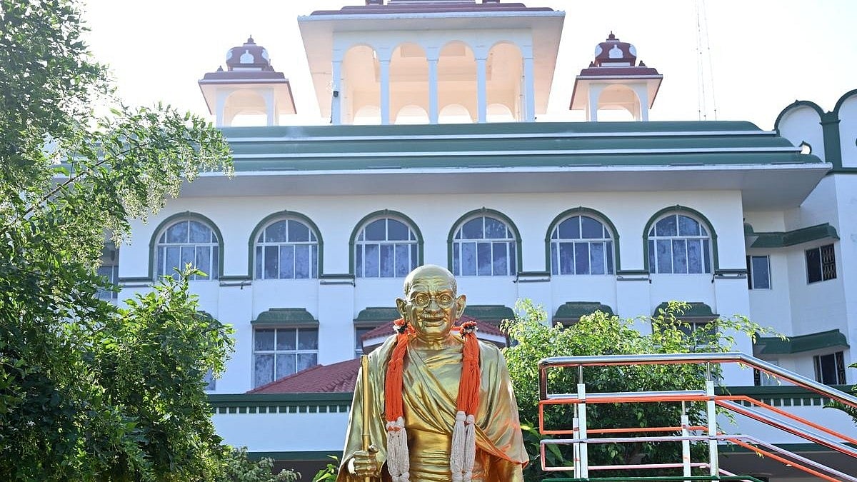 மதுரை மீனாட்சி அம்மன் கோயில் கும்பாபிஷேக விவகாரம்: நீதிமன்றம் முக்கிய உத்தரவு