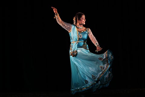 Pallabi De