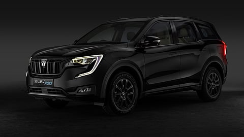 In frame: XUV700 2024 model.