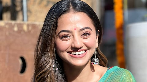 In frame: Helly 