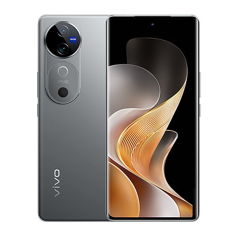  Vivo V40
