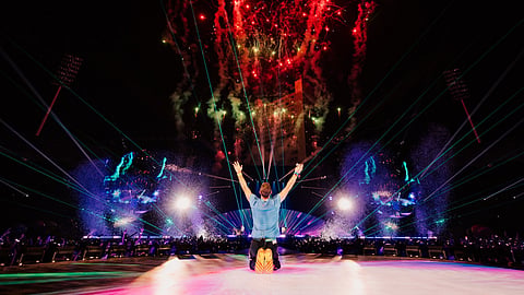 Chris Martin at Coldplay Mumbai concert
