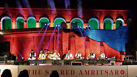 Anwar Khan Manganiyar with his troupe