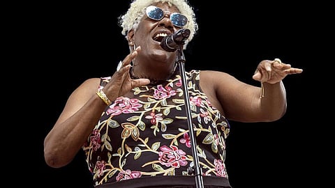 Tia Carrol 