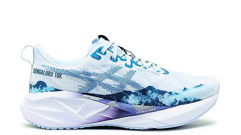 Asics Novablast