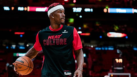 Warriors star Jimmy Butler questionable for game 3 vs Rockets after scary fall