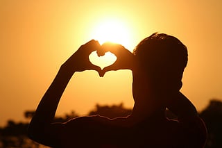 5 weird love stories that you won’t believe exists