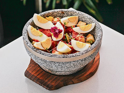 Experience a wholesome Singapore menu
