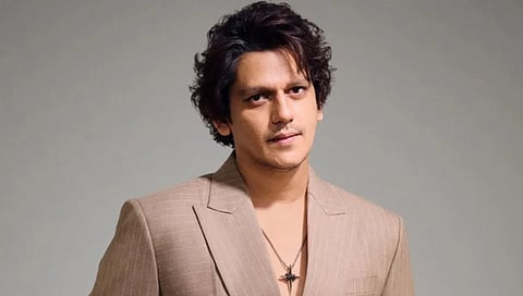 Vijay Varma brings home Anil Kapoor's iconic Welcome painting