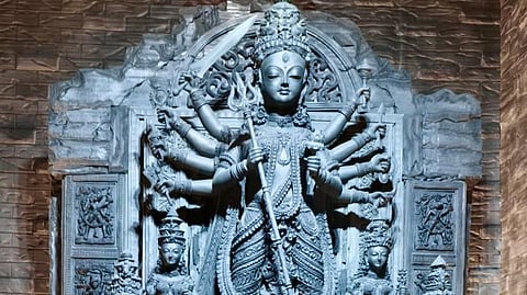Tridhara Sammilani