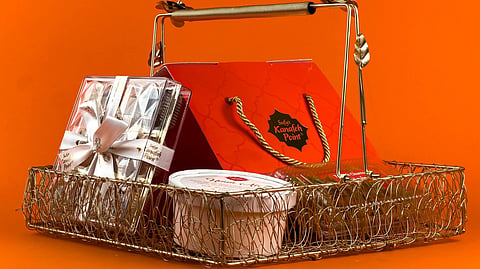 Curate your customised Diwali gift hampers with love