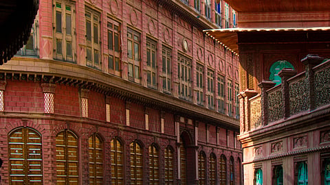 Why a city stroll can calm the mind just like nature does
