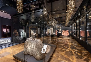 Five royal exhibitions showcasing regal fashion worn by the monarchs 