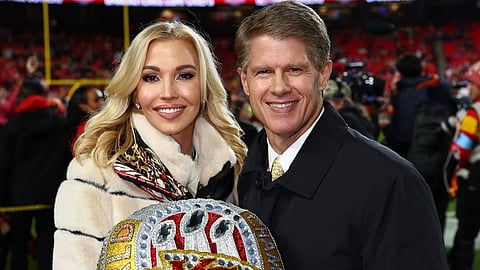 Clark Hunt and wife Tavia Hunt 