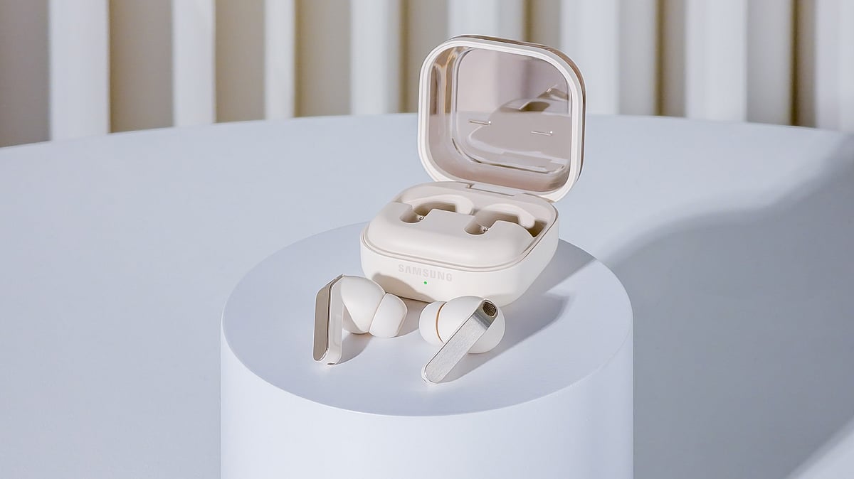 Samsung makes its biggest audio leap forward with the Buds 4 Pro