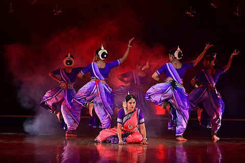 Madhulita Mohapatra and  Nrityantar Dance Ensemble performing the 'Draupadi’s Mahabharata…' Odishi production