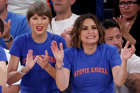 Inside the full-circle friendship of Taylor Swift and Mariska Hargitay at MSG