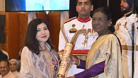 Alka Yagnik clarifies she is recovering well after her wheelchair videos from Padma Awards went viral