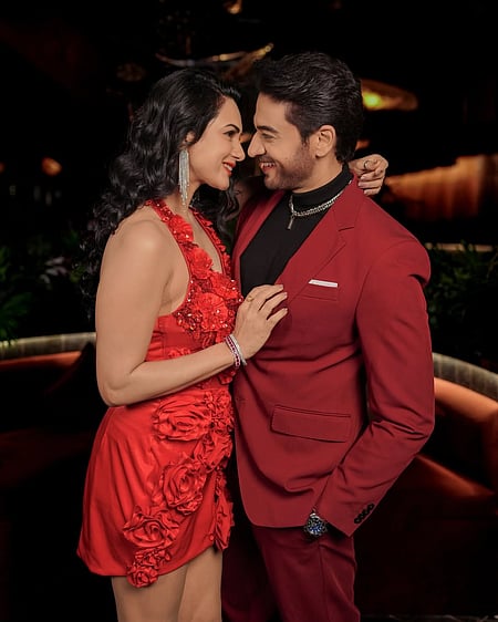  Akansha Chamola and Gaurav Khanna