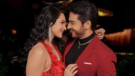 Why did Akansha Chamola and Gaurav Khanna part ways?