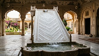 Ancient cooling system methods used in Indian palaces relied on wind catchers, water channels, thick walls and smart architecture