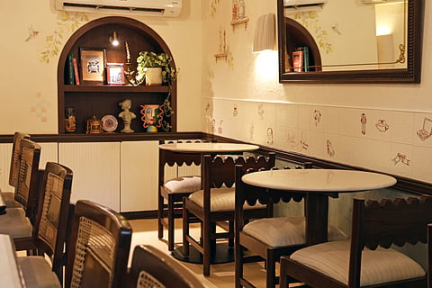 Amichi pizzeria review Bandra West Mumbai