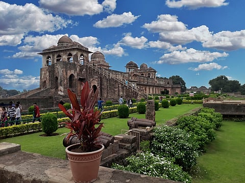 This monsoon, swap crowded hill station vacations for heritage towns…