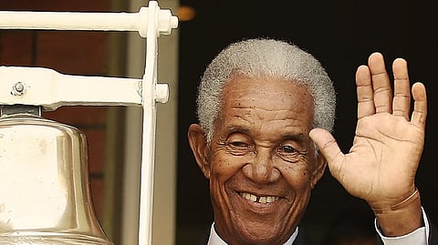 The cricketing legend, Sir Gary Sobers, breathed his last at his residence in Barbados